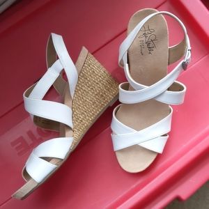 Sandals to make your feet smile while you look ❤️